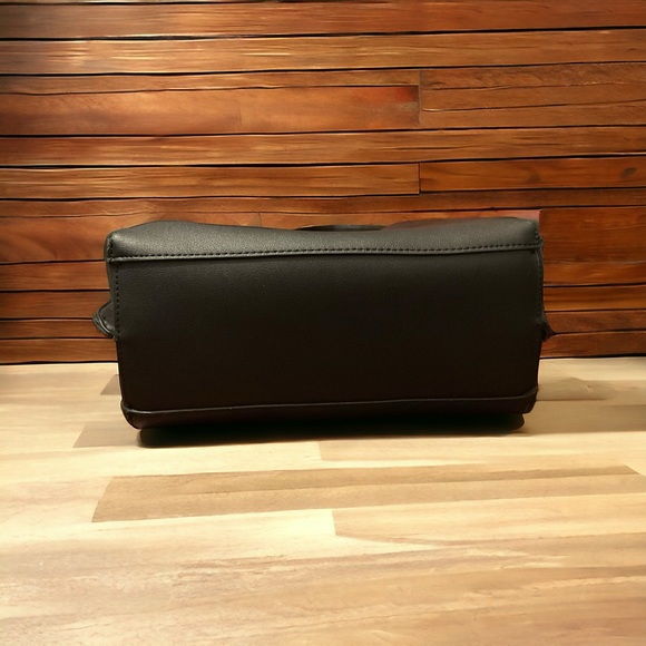 Nanette Lepore Stylish Double Compartment Gold Hardware Hard Poly Bag! - Picture 7 of 13